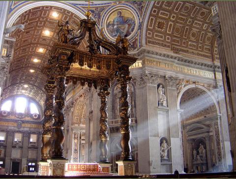 Bernini baldahinos főoltára a Szent Péter Bazilikában 